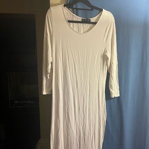 “Fashion to Figure” white, mid leg length, bodycon dress!